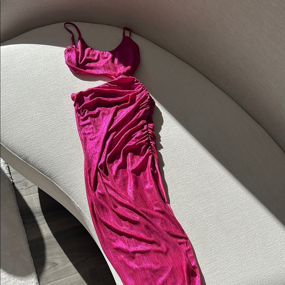 Superdown Pink Asymmetrical Maxi Skirt with Slit - Picture 2 of 3